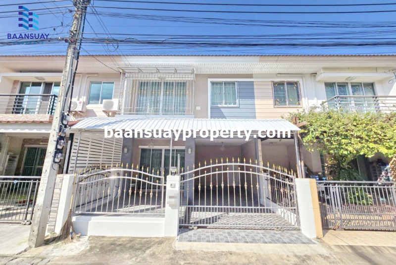 ขาย ทาวน์โฮม 2 ชั้น ปรับปรุงใหม่ ม.เดอะวิลล่า The Villa ซอยท่าอิฐ ใกล้รถไฟฟ้าสายสีม่วง สถานีบางรักน้อย-ท่าอิฐ